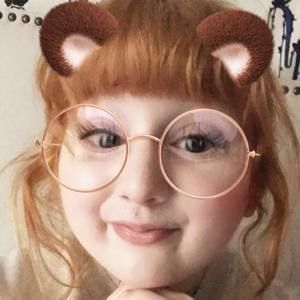 Meet your Posher, Amelia